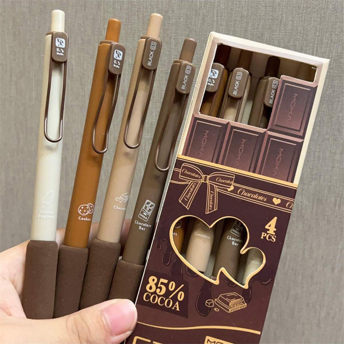 

Коробка из 4 лимитированных выпусков мягкого шоколада Мокко, нейтральная ручка, черная угольная кисть нажимного типа и супергладкие ручки-вопросы шоколадный