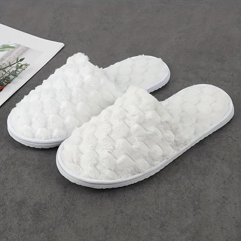 Mixed Color Plush Slippers, Hotel & Hostel Slippers, Warm Travel Slippers,  Indoor Slippers, Couple Slippers,Home Use Disposable Slippers