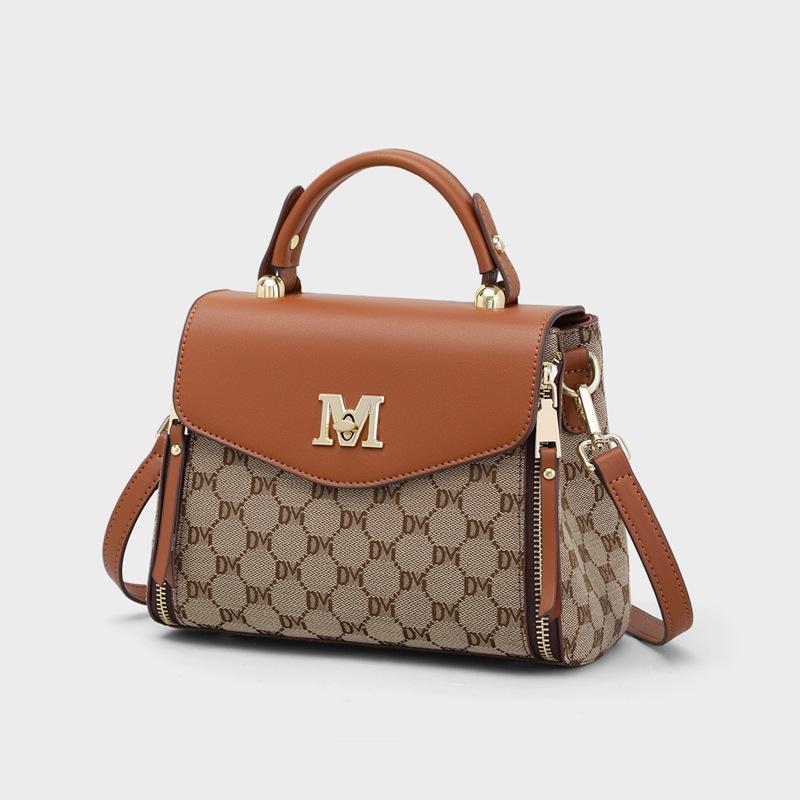 New Autumn and Winter Crossbody Bag Niche Design Shoulder Bag High-end Commuter Handbag