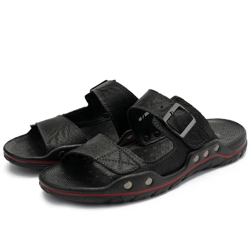 Fashion 2025 New Men Casual Leather Slippers Summer Outdoor Flat Designer Beach Slippers Breathable Antiskid Soft Bottom Walking Shoes