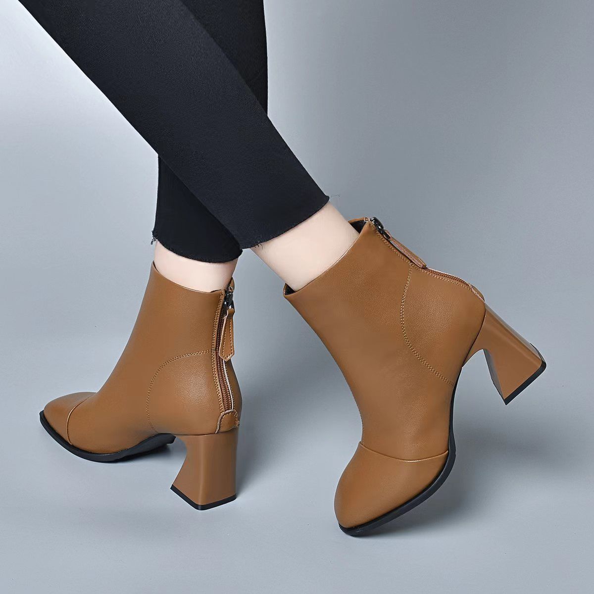 

Модные ботильоны для женщин на молнии, однотонные мокасины на массивном каблуке, женская короткая обувь, готика, горячее предложение, мода 2025, ПУ, большой размер, теплые ботильоны 35