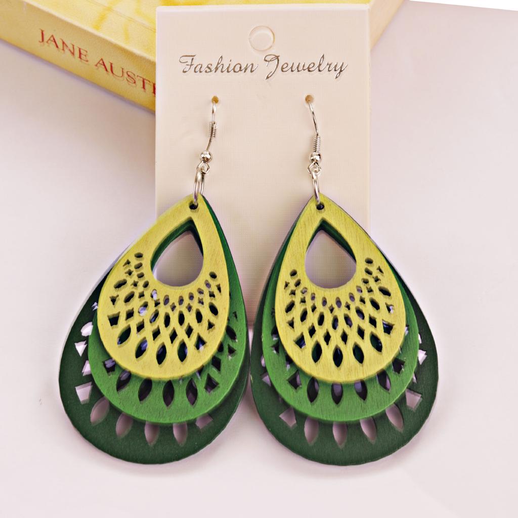 Womens 2025 Handmade Wooden Mixed Color Women's Wood Drop Earrings Summer Vintage Party Gift Women Jewelry Bohemian earrings hot