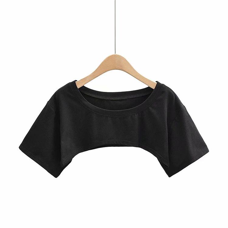 

Трендовая минималистичная европейская/американская футболка-кроп топ свободного кроя в стиле джаз однотонного цвета с очень короткими рукавами One Size чёрный