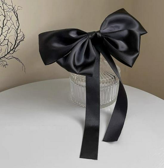 Fermaglio per capelli con fiocco in raso nero: Elegante Molletta Grande per Coda di Cavallo da Donna