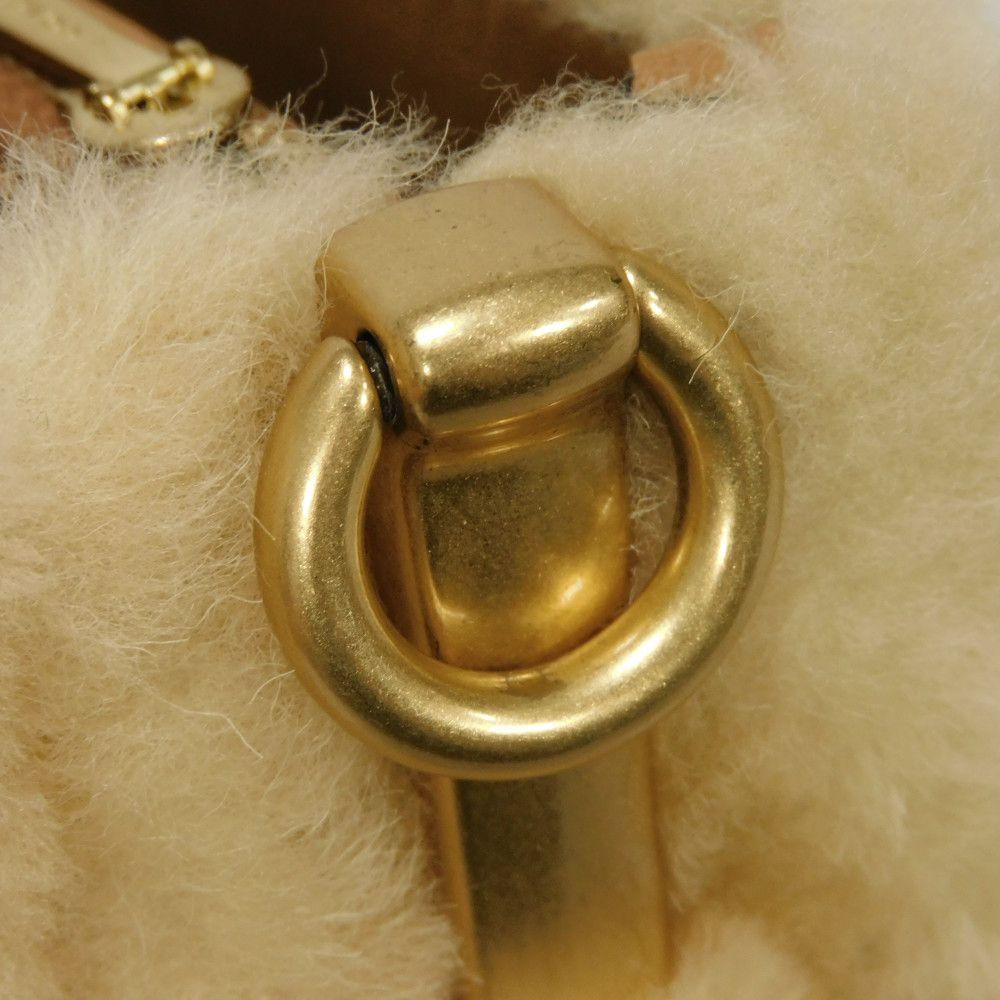 Used 9726 Tabby Pillow, Size 26, CC445, 7921, C Logo, Smooth Calfskin, Beige, 2-Way, Excellent Condition, C Mark