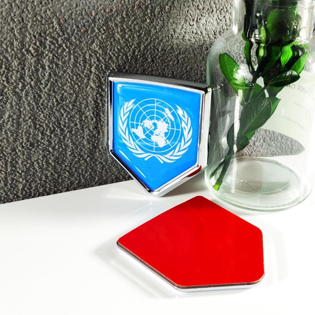 Newperlite UN UN Flag Decal Sticker Car Emblem Flag Car Decoration Accessories Chrome Shield for Truck Vehicle 2 Pack