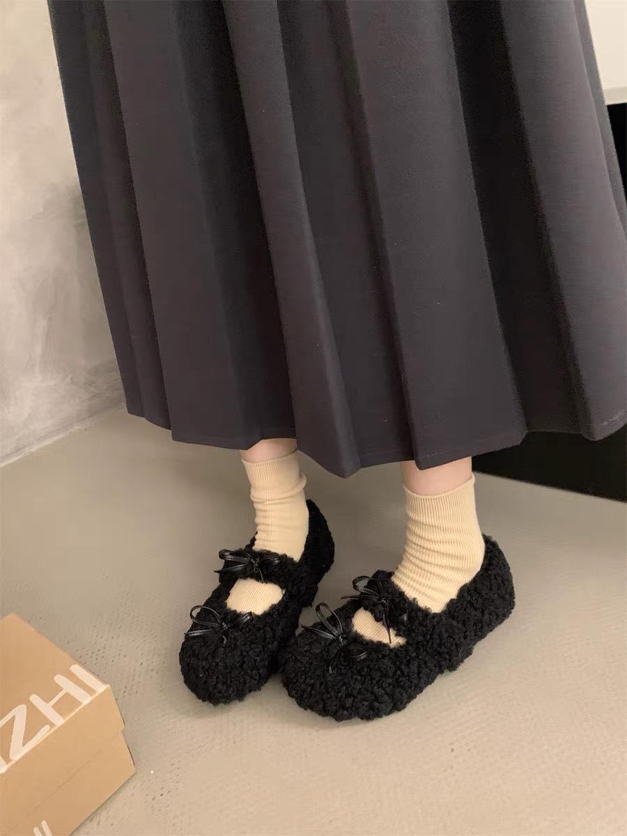 

Интернет-знаменитости толстая подошва внутренняя высота увеличивается нежный и милый бант обувь из овечьей шерсти женщины носят бархатные туфли Мэри Джейн зимой 35 чёрный