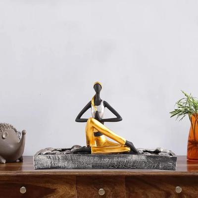 Yoga Dame Heim- & Bürodeko Prunkstück
