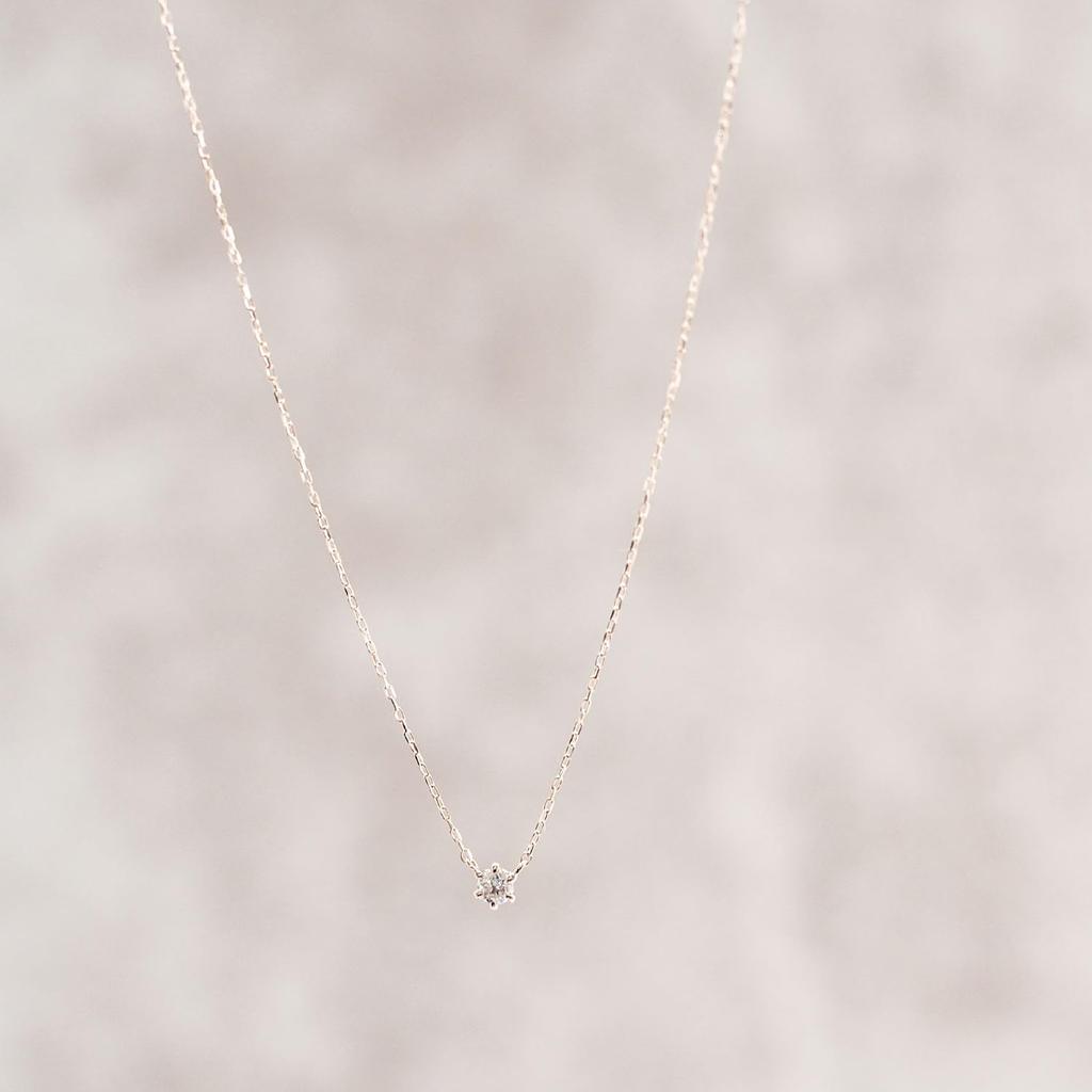 Colar de Diamante Ouro K10 Duplo Pequeno Presente brilho de [Soi] (0,05 ct / / / Pingente) Elegante, Delicado, (Pedra do mês de abril) (Diamante sofisticado)
