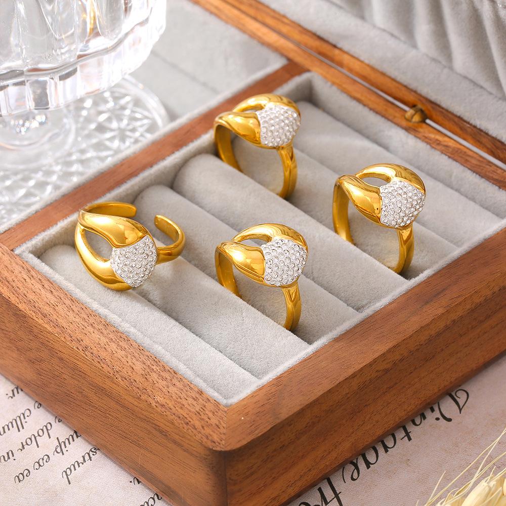

Кольцо Wind Irregular Geometric Diamond Set Open Niche Light Luxury Titanium Steel Plated 18K Gold Jewelry No. 7