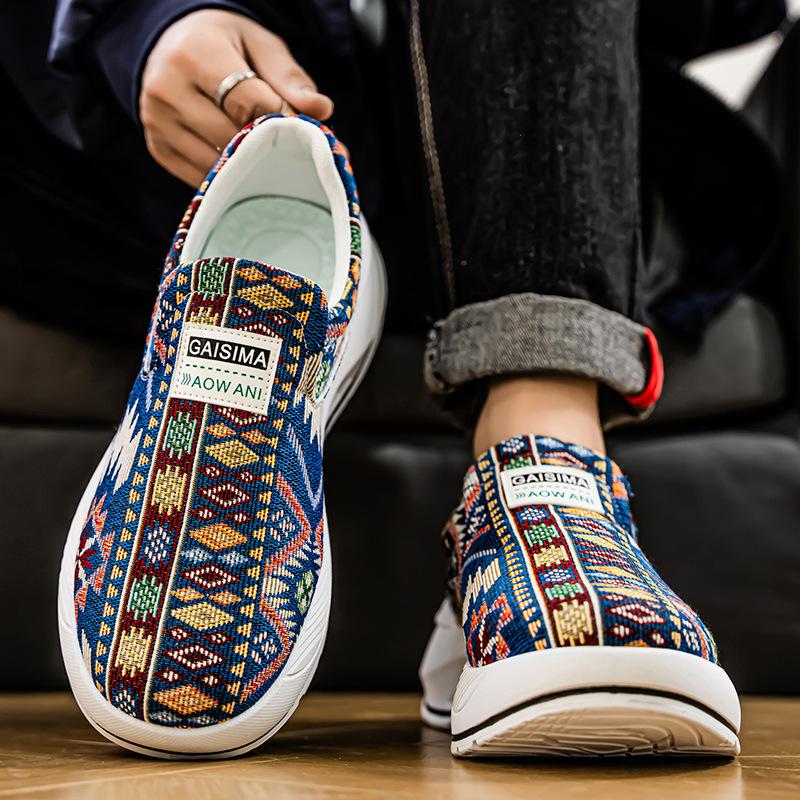 Spring New Shoes for Men Canvas Casual Shoes Trend Print Thick-soled Flat Skateboard Shoes Youth Slip-on Loafers