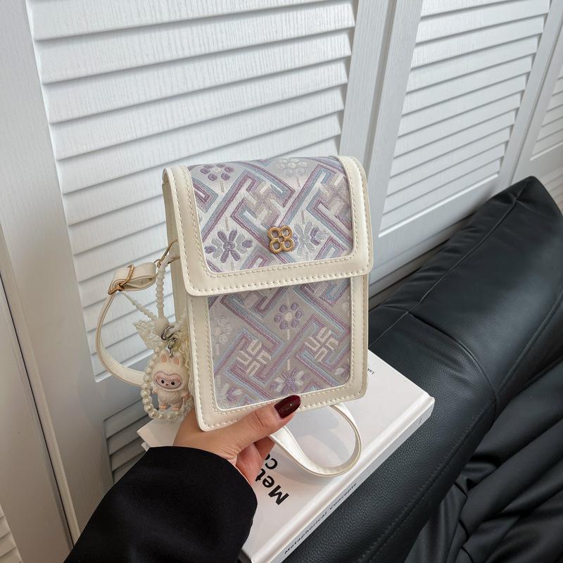 Summer Portable Niche Bag Women's Bucket Bag New Sweet and Exquisite Commuter Shoulder Messenger Bag