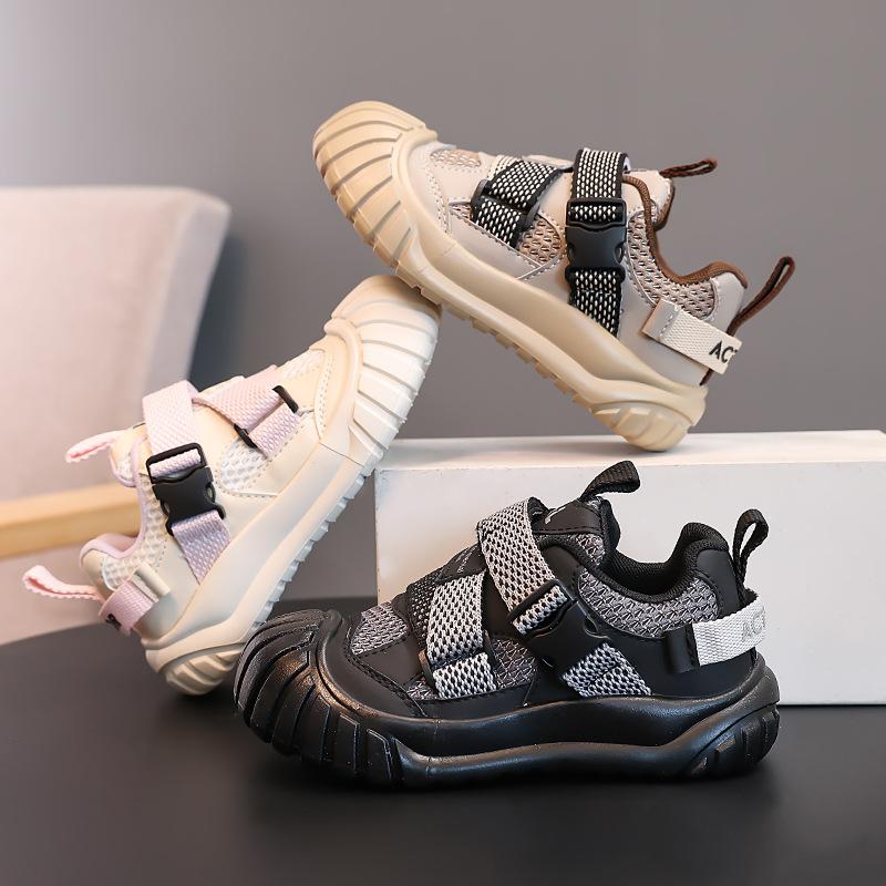 

2025 autumn new children s sports shoes lightweight soft-soled boys dad shoes medium and older children s casual girls running shoes 31 хаки