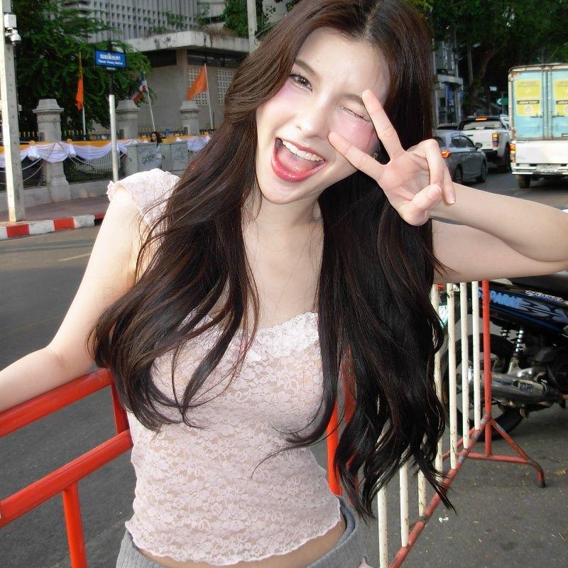 Pure Sweet Sexy Lace Stringy Selvedge Patchwork Slim-Fitting Suspenders Vest Female Pink Pure Easiest for Match Slightly Transparent Short T-shirt