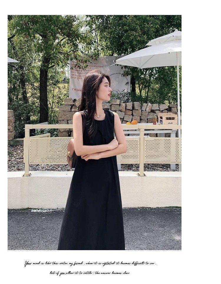 Women's Casual Sleeveless Pleated A-line Dress with Hollow-Out Design
