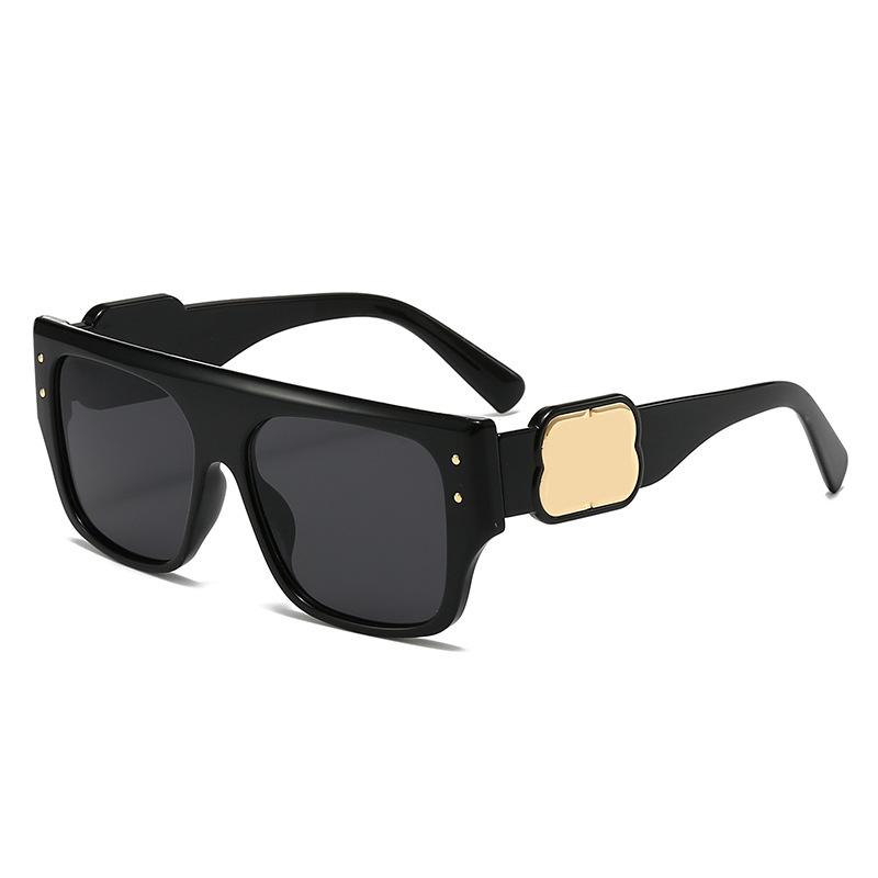 New square large frame rice nail sunglasses sunglasses European beautiful women advanced sense show face small fashion sunglasses