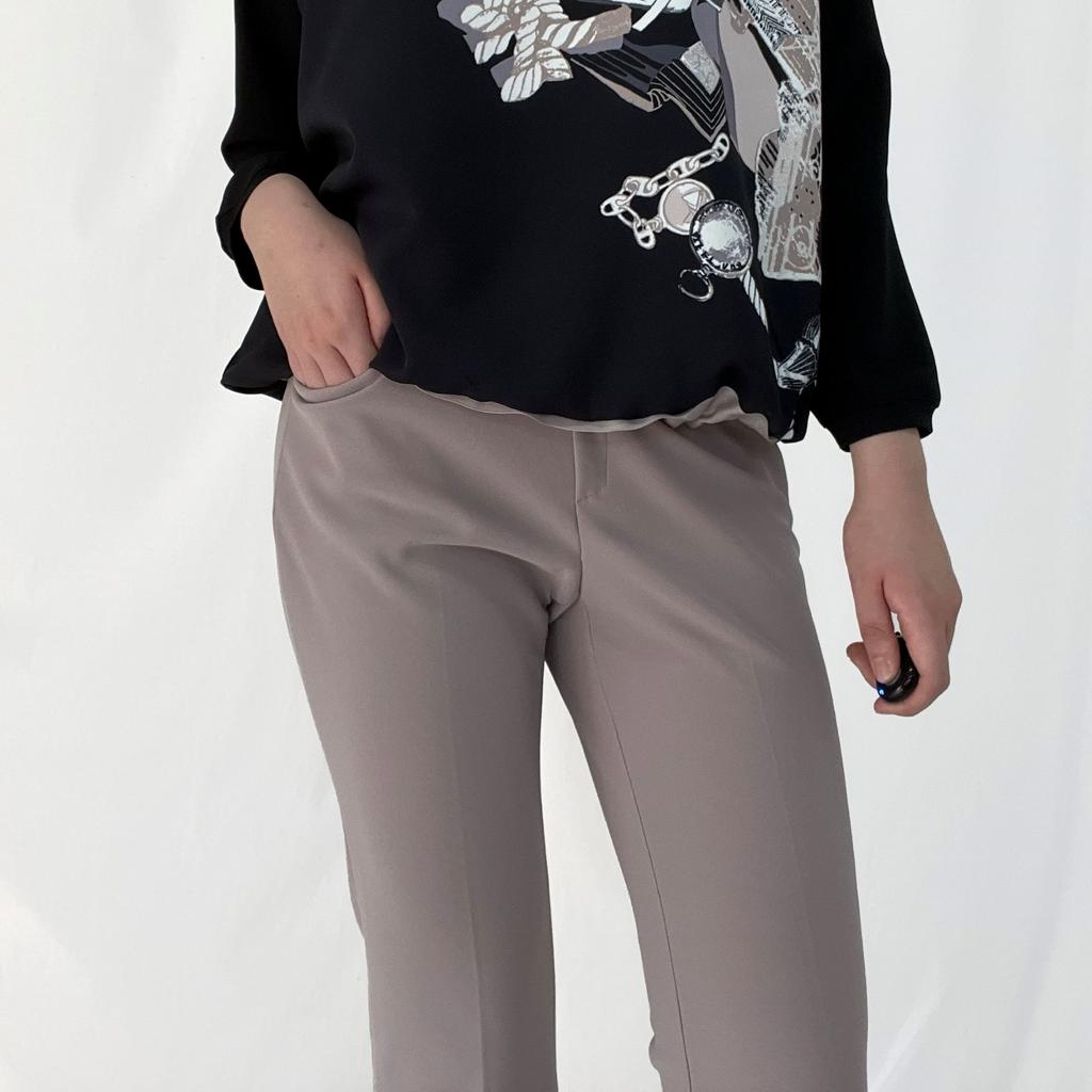 Olgangdijainseutyudio Back-Waisted Poly-Spandex Bootcut Slacks