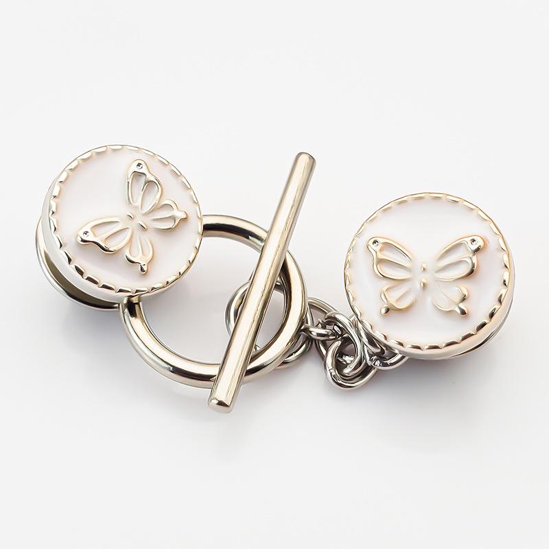 Pearl Brooch Cardigan Chain with Decorative OT Buckle