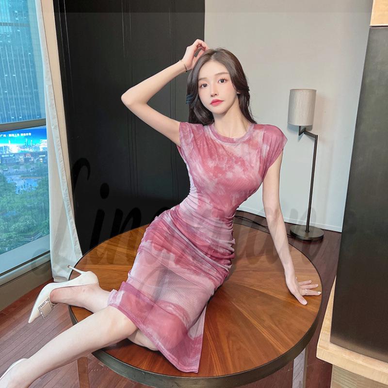 

Hong Kong Retro Mesh Gradient Camisole Dress & Slit Skirt Two-Piece Set Small червоний