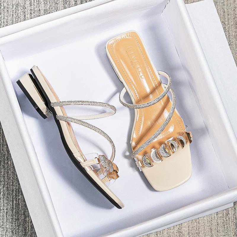 Fashion Ladies Slippers Summer New Outdoor Rivet Slippers Women's Middle Heel Sandals Women Slippers Plus Size 41-43