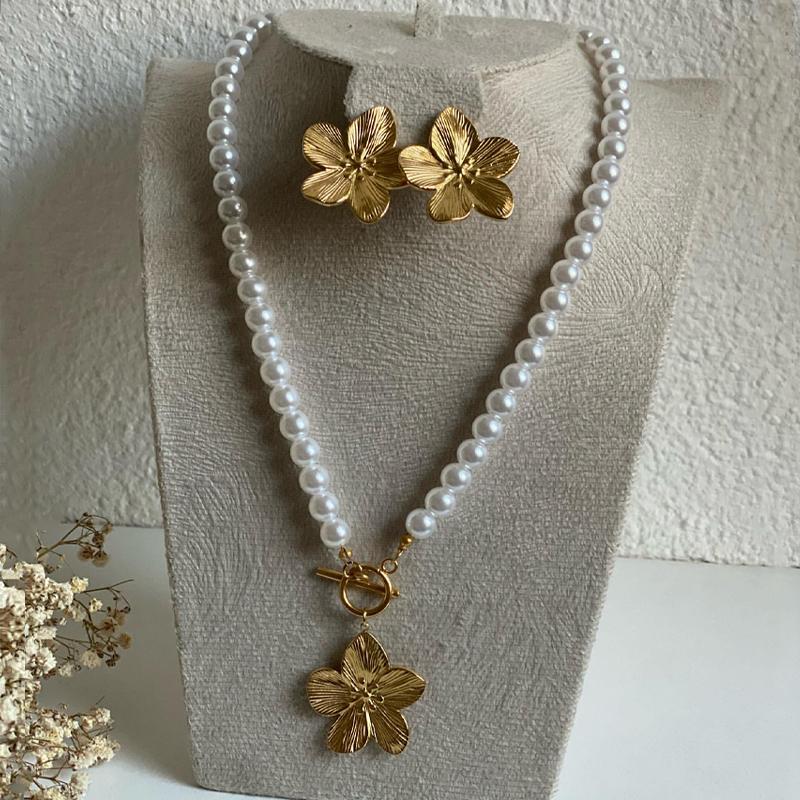 3pcs Flower Pearl Bead Necklace and Stud Earrings Set Vintage Elegant Gold Color Flower Jewelry Set for Women Daily Wear Jewelry