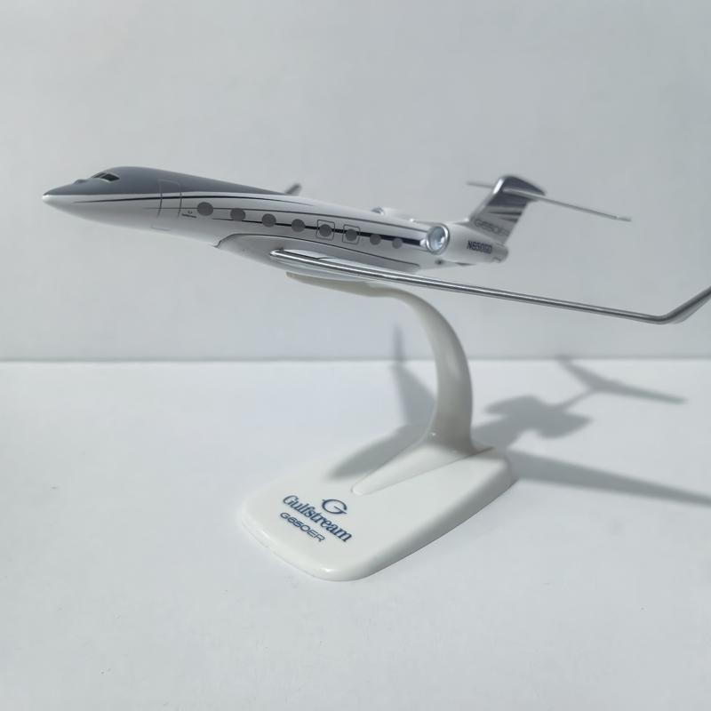 1/200 Maßstab Gulfstream G650 Flugzeug Diecast Flugzeuge G650ER Flugzeugmodell Flugzeugmodell Dropshipping