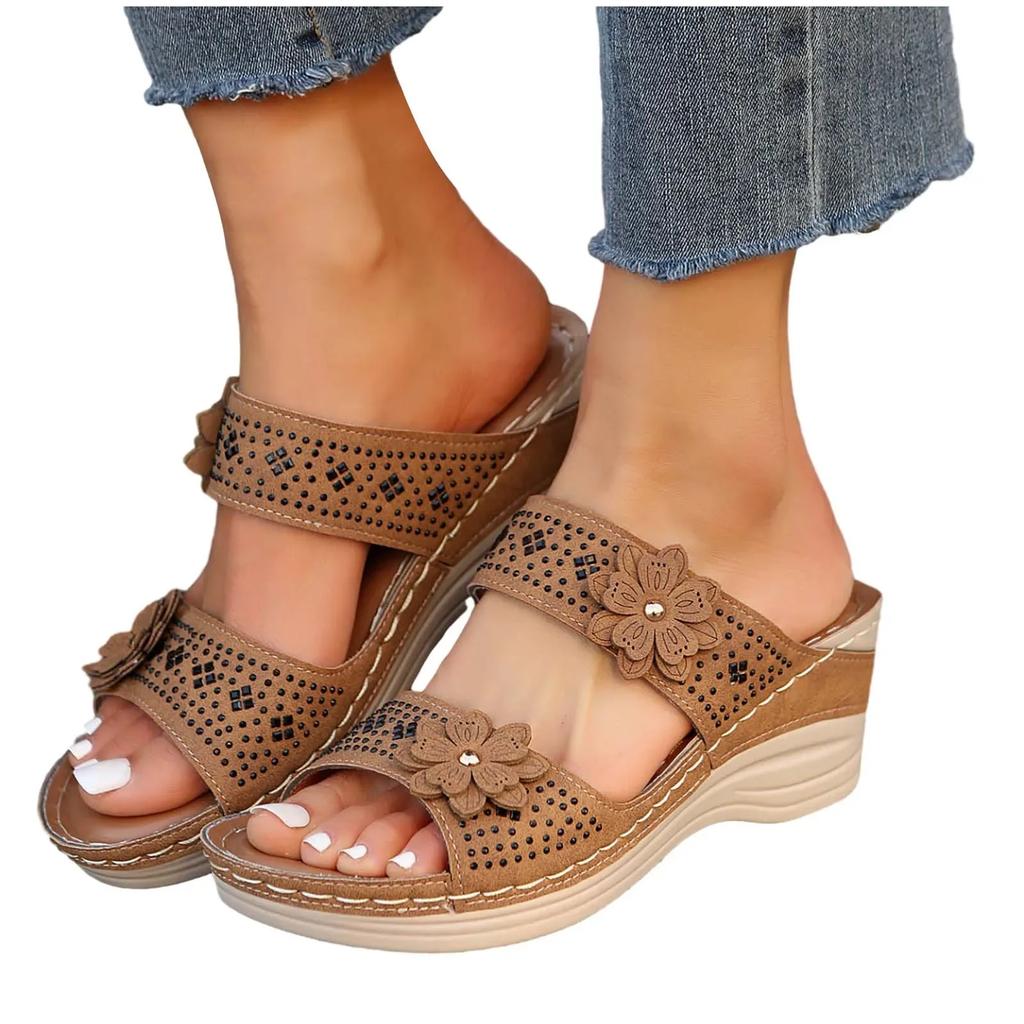 Women Beach Slope Heel Slippers Summer Shoes for Women Hollow Casual Clear Cat Slippers Women Open Toe Slippers Zapatos De Mujer