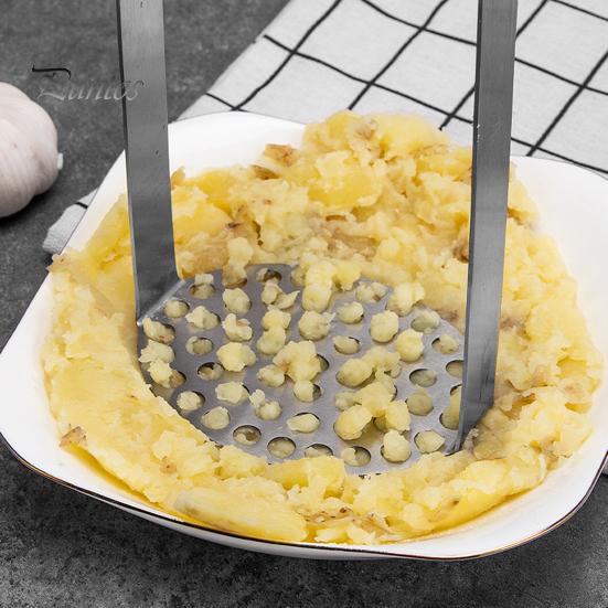 Stainless Steel Potato Masher Ergonomic Handle Kitchen Masher Tool Dishwasher Safe Anti-rust Fruit Masher