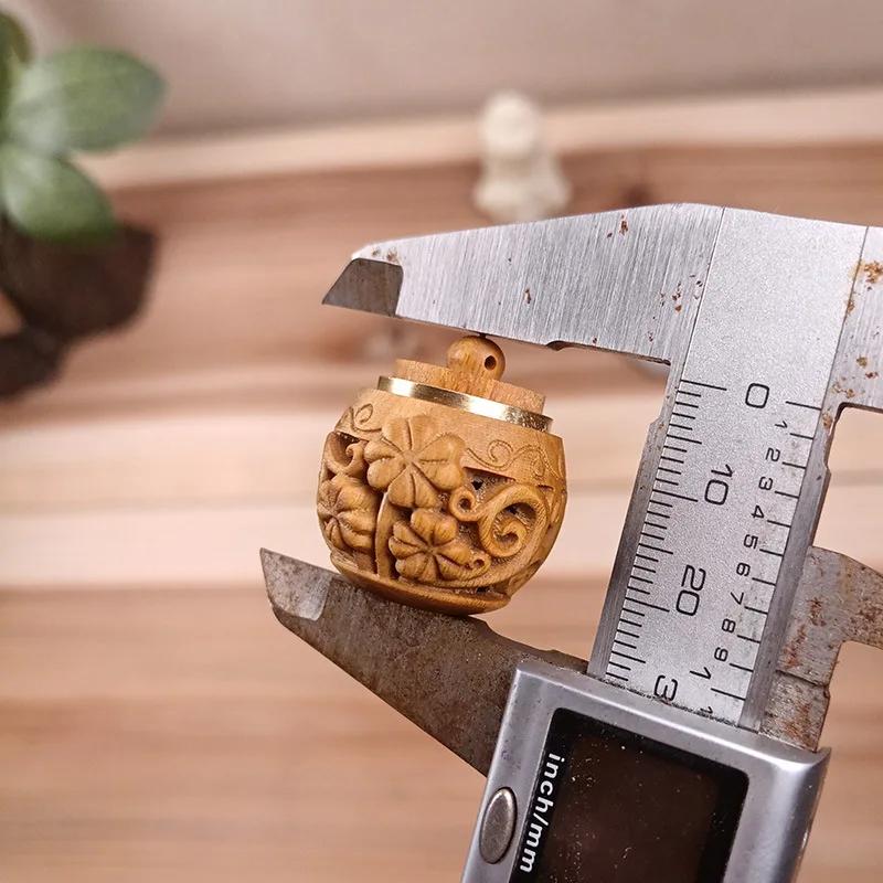 Natural Wood Perfume Bottle Incense Expanding Mini Sandalwood Portable Sealed Jar Pendant Pomander Container Medicine Pill Box