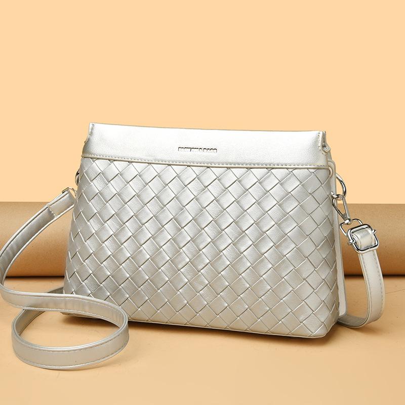 Niche versatile woven pattern messenger bag women's new solid color shoulder bag texture commuter simple small square bag