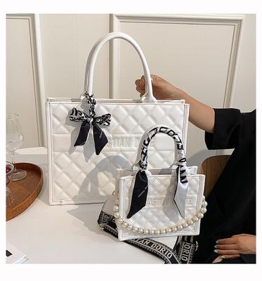 New Women's Bag, Pearl Shoulder Bag, Tote Bag, Large-capacity Rhombus Grid, Daily Commuting Hand Carry Women's Bag