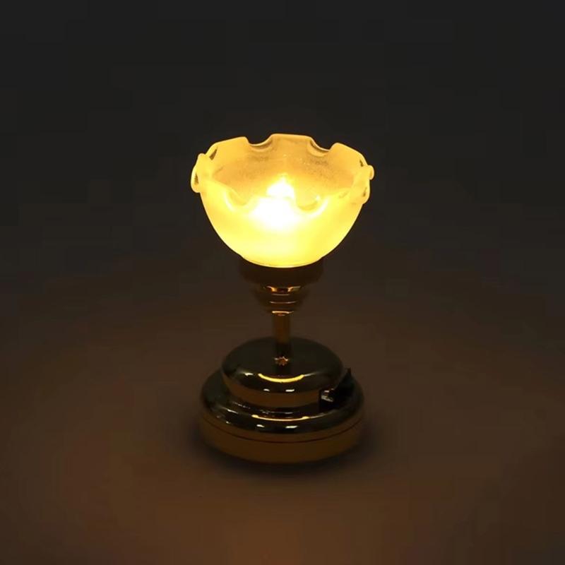 1/12 Skala Dukkehus Lysekrone Miniatyrmøbler Leke for Barn Dukkehus Møbelmodell for Dukkehus