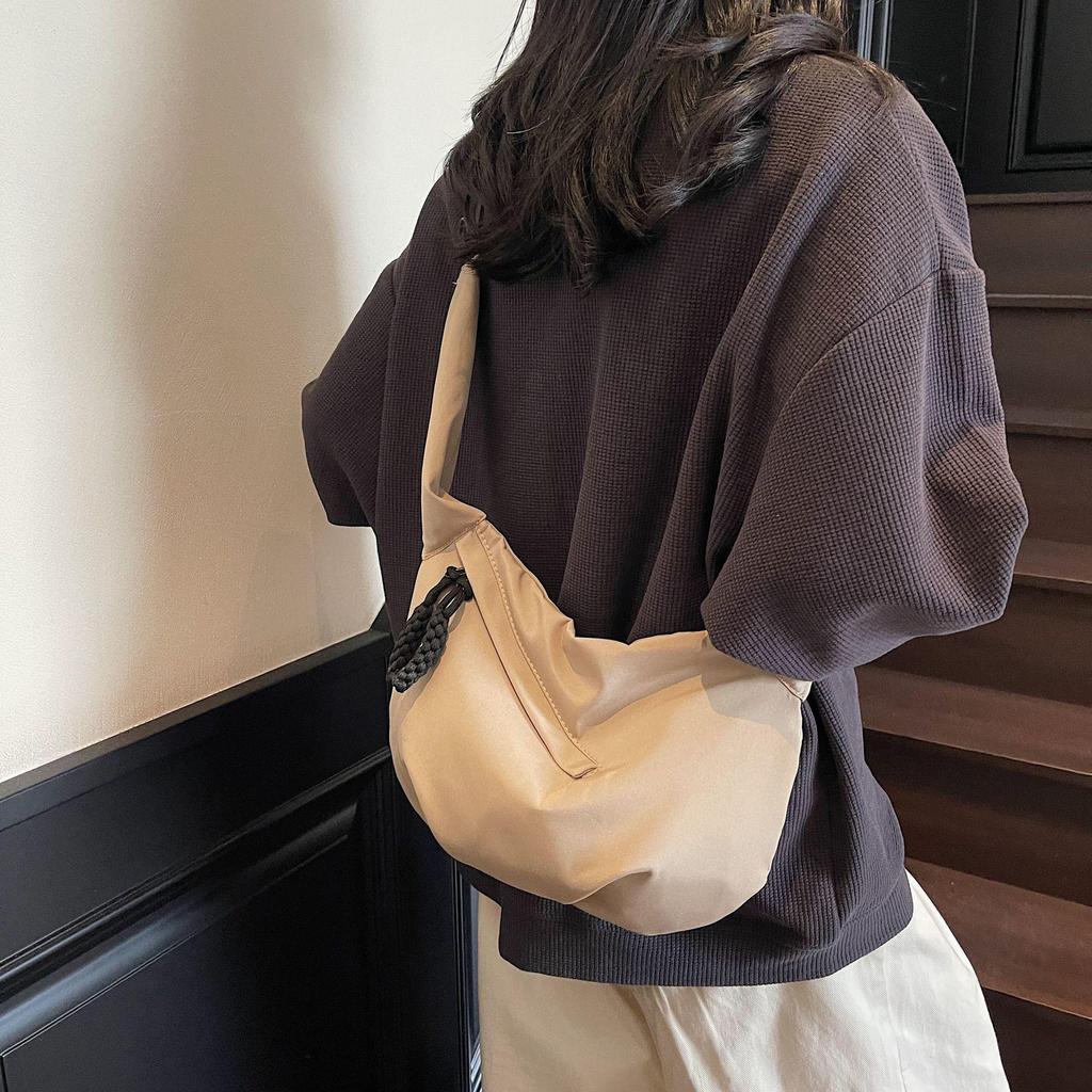 Korean-Inspired Fashionable Dumpling Crossbody & Backpack - Stylish, High-Capacity, Casual, and Trendy