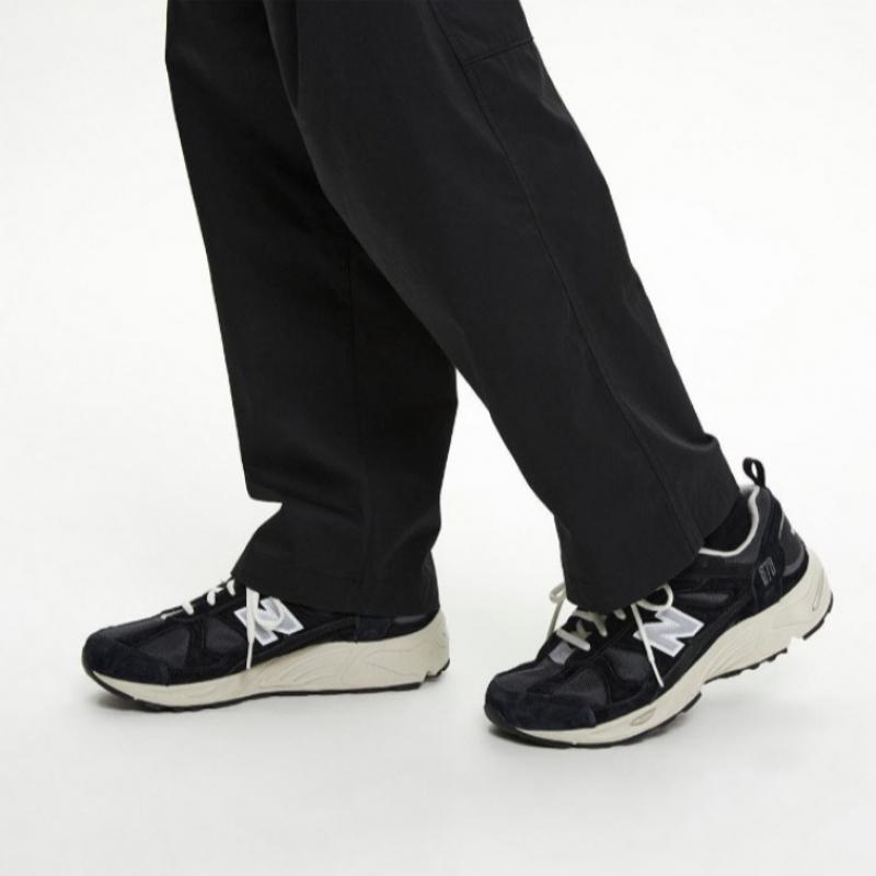 New Balance Woven Straight Pants Uni Ess Lqj Nbntf21033 19