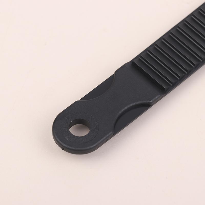 Adjustable Ski Strap Binding Attachment For Multiple Occasions With Ratchet Tongue Ladder To Secure Shoelaces For Roller Skating