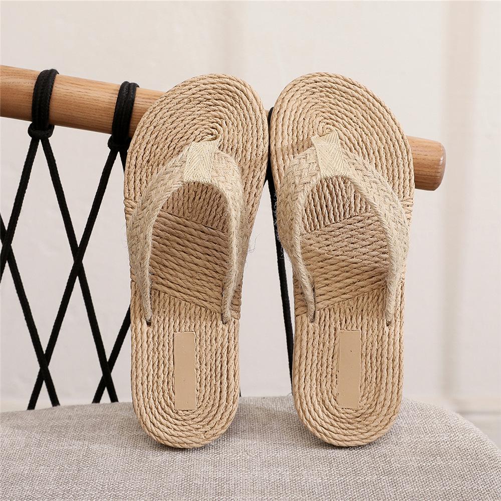 New Imitation Straw Woven Travel Hemp Bottom Women's Sandals Korean Tide Wearing Flip-flops Fashion Beach Pinch Foot Women's Slippers