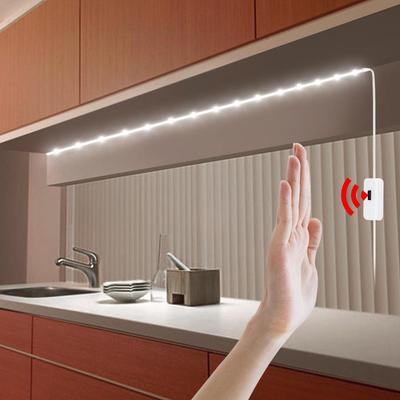 LED po spintelės šviestuvas LED lempa su rankos mosto judesio jutikliu USB prievadu šviesos virtuvės laiptų spintos lovos pusės apšvietimas