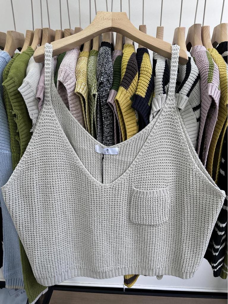 Xiao Wang's Spring Korean Style Plus Size Layered Knit Camisole Vest