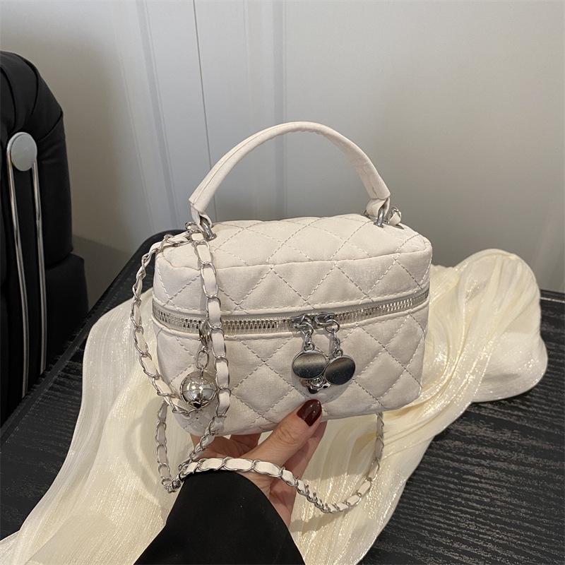 

Трендовая женская корейская сумка-ведро на ромбовидной цепочке 2025 года - летняя сумка через плечо и кроссбоди