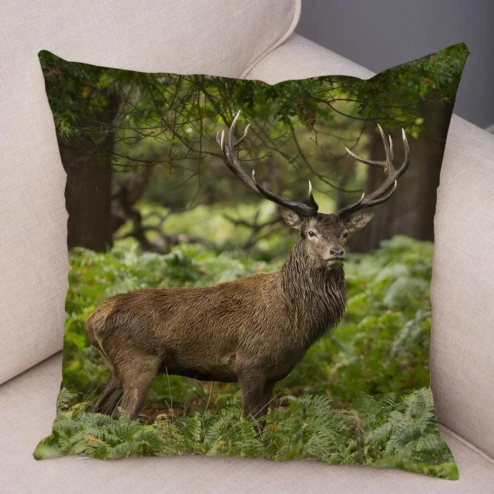 Home Decor Deer In Nature: Realistic Wildlife Cushion Covers Pattern Cushion Cover Suitable For Sofa Bedroom Car Pillow Cover