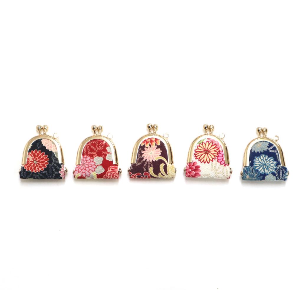 Japanese Chirimen Chirimen Coin Small Item Made in Small Chrysanthemum Navy Blue Purse, Case, Pouch, Japan,