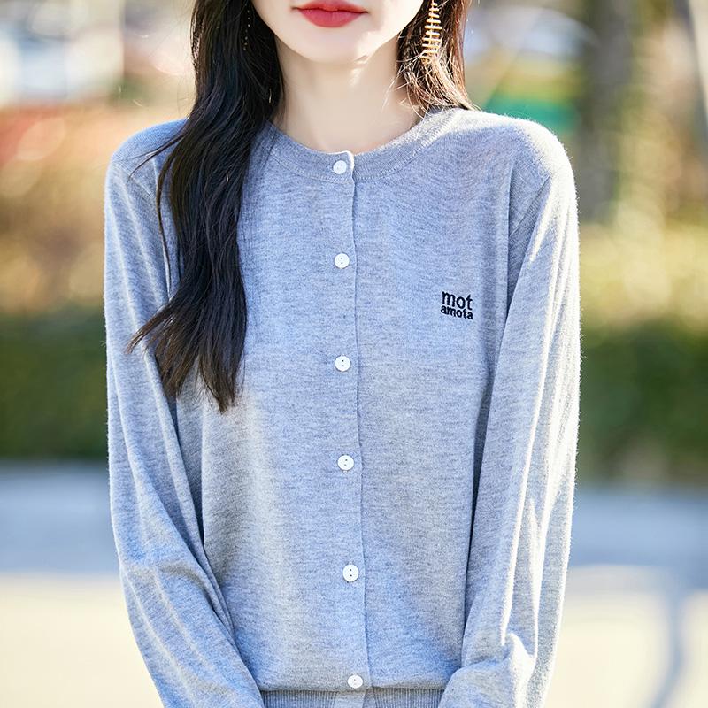 Women's Lightweight 50% Wool 50% Mulberry Silk Cardigan - 4-Season Versatile Knitwear for All-Year Comfort & Style