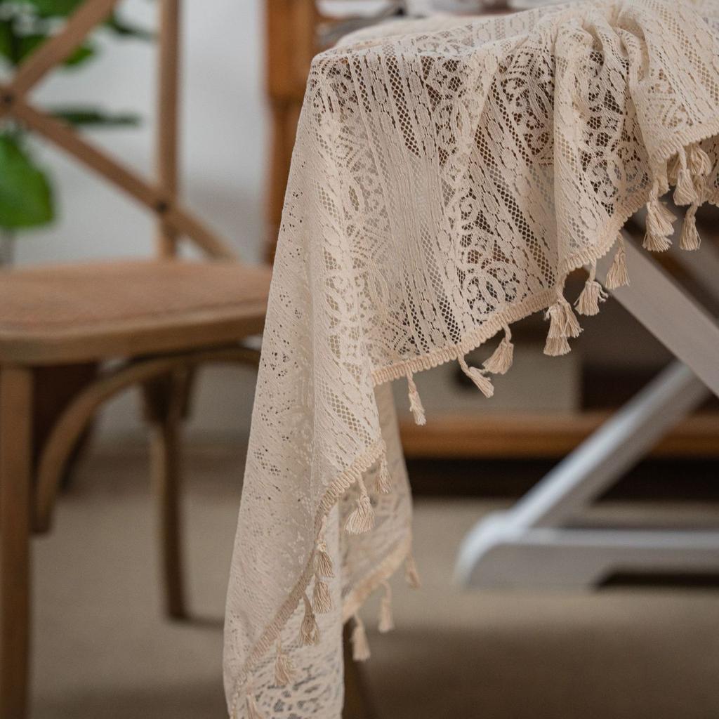 1pc Rustic Crochet Lace Tablecloth with Tassels – Elegant Diamond Plaid Design, Cream Floral Patterns, Perfect for Weddings, Family Banquets