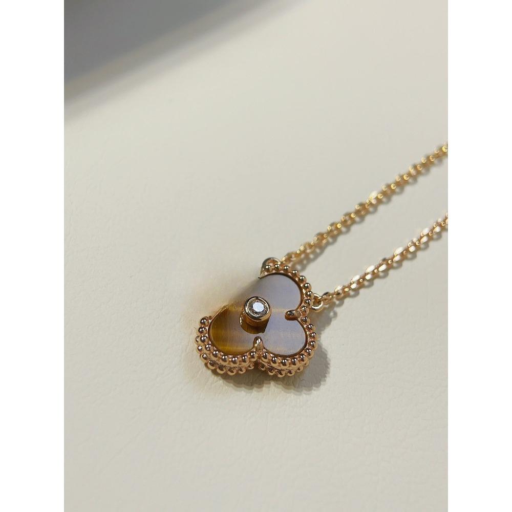 V Gold Four-leaf Clover Plated 18K Gold Necklace with Jewelry Women's High Version White Fritillary Rose Gold Pendant Light Luxury Niche