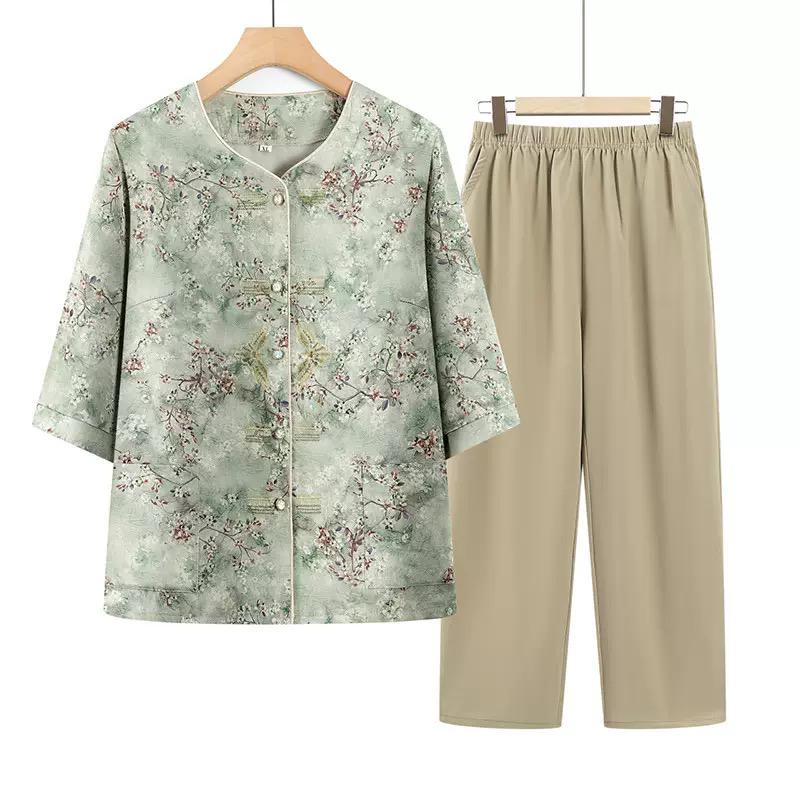 

2026 Stylish Summer Suit for Middle-aged & Elderly Women 4XL