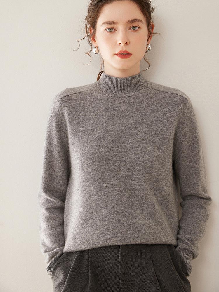 Women's Soft Cashmere Turtleneck Sweater - Solid Color, Loose Fit, Slimming Design for Autumn & Winter