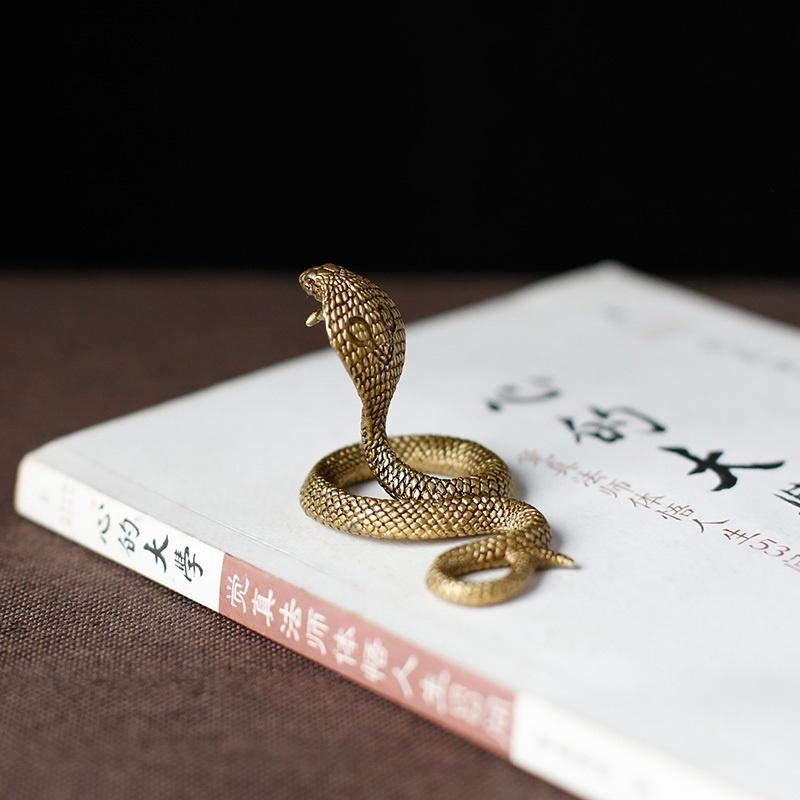 1PC Vintage Copper Snake Ornament Decorations Tea Pet Antique Animal Boa Figurines Miniatures Home Decor Accessories