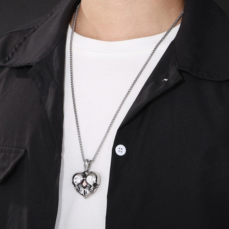 Casting Punk Style Jewelry Gift Creative Retro Love Skull Couple Bestie Pendant