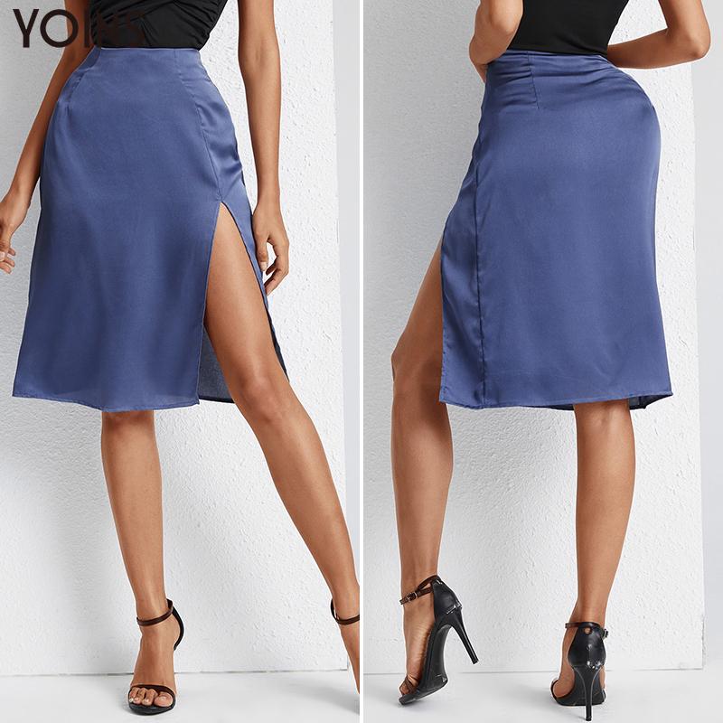 Fitted satin skirt Clearance