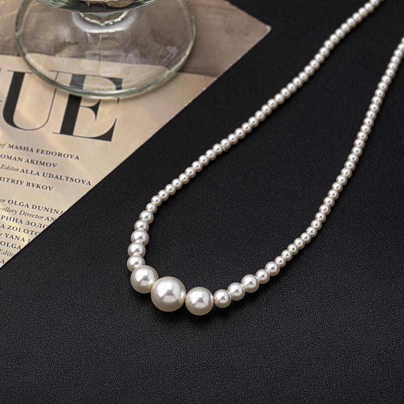 Classic gradual change pearl necklace light luxury niche design high sense temperament clavicle chain simple accessories necklace